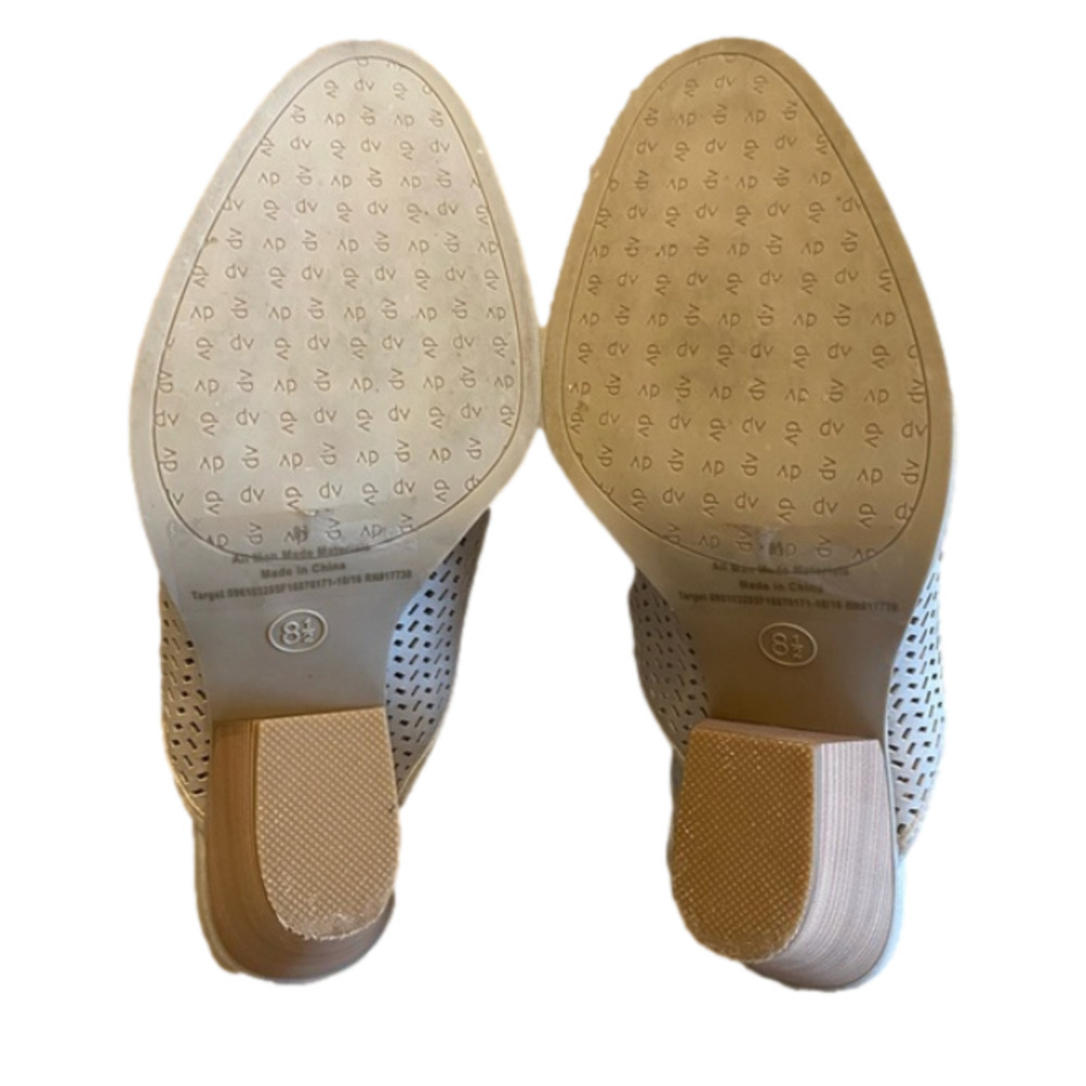 DV DOLCE VITA Kenli Laser Cut Mule Booties Block Heel Taupe Women Size 8.5 - Picture 12 of 12